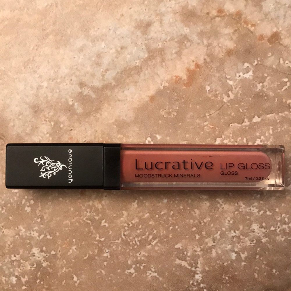 Younique lip gloss